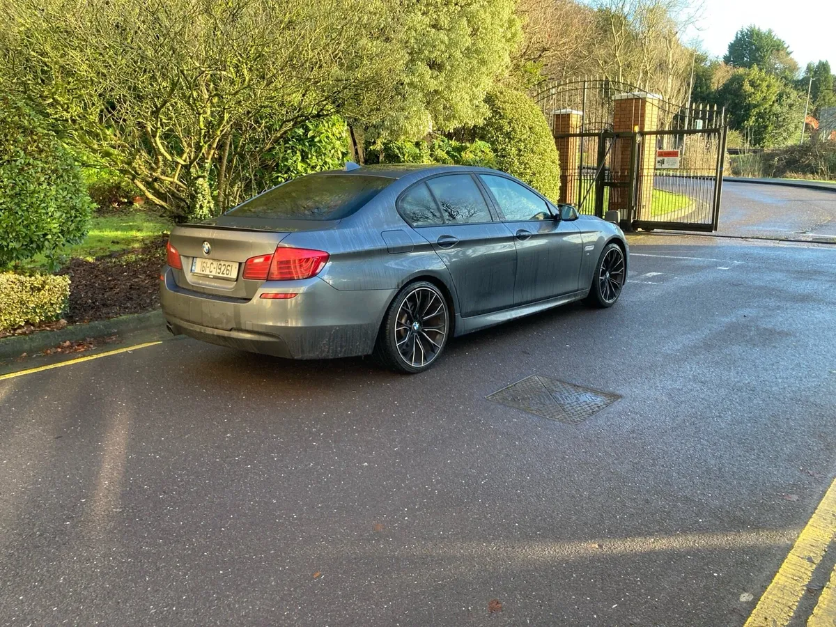2016 BMW 520d Auto M-Sport - Image 3