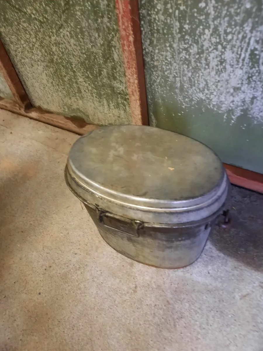Vintage galvanized bucket - Image 1
