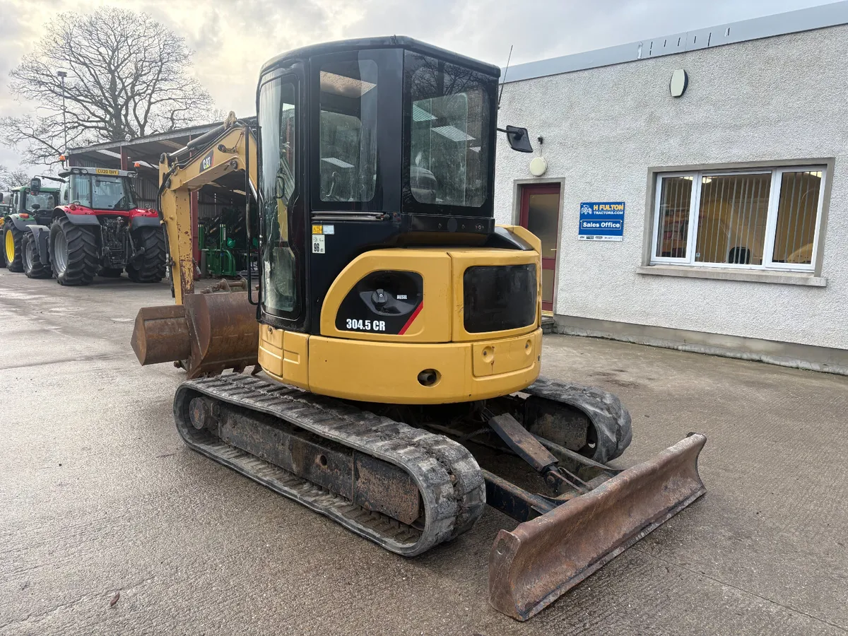 CAT 304.5 CR (4 TON MINI DIGGER) - Image 2