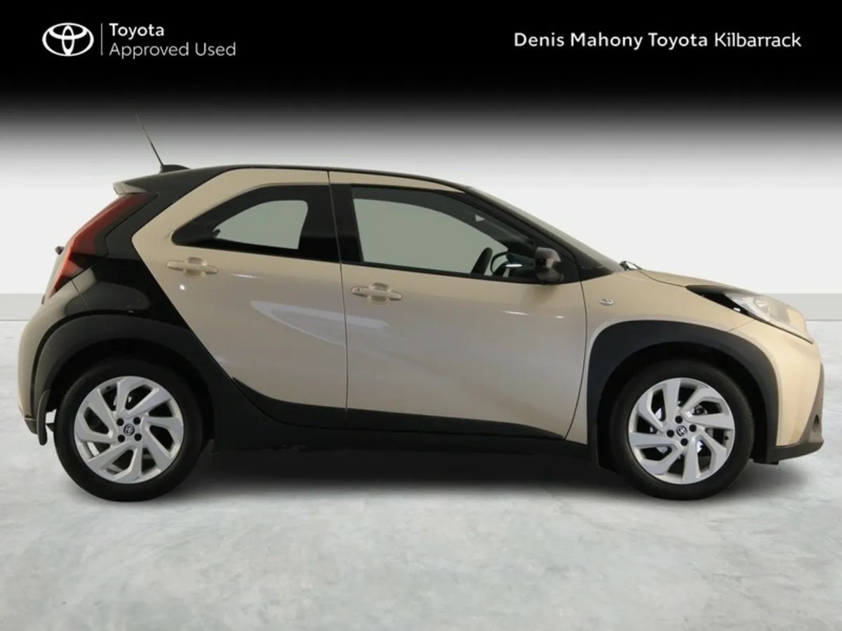 Toyota Aygo X DESIGN 4DR - Image 3