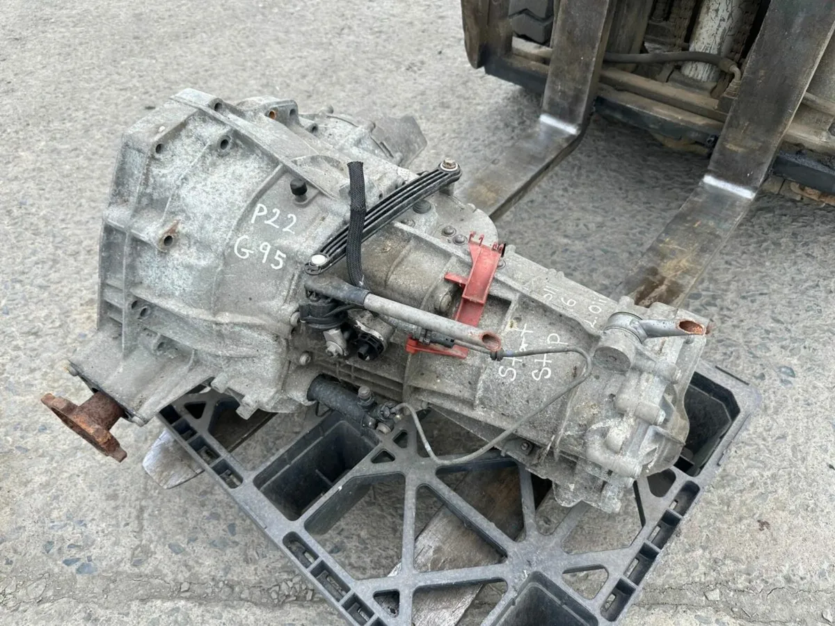 2011 AUDI A6 ... 2.0 TDI MANUAL GEARBOX ....P22G95 - Image 1