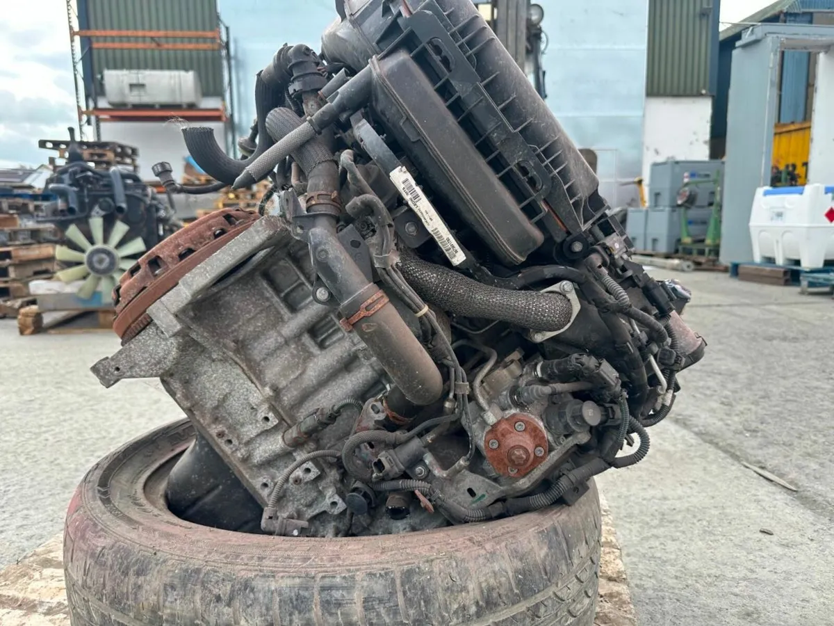 2011 citroen c3 or peugeot 1.4 HDI ENGINE - Image 3