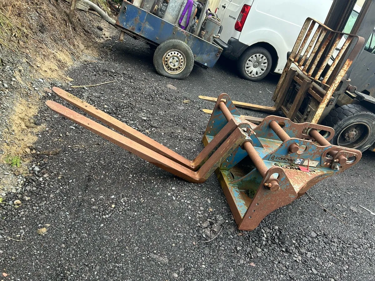 Pallet forks to suit 13 / 20 Ton excavator 65mm - Image 2
