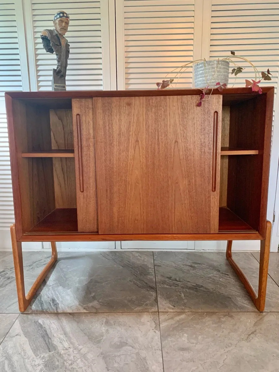 Mid century  Danish sideboard - Image 1