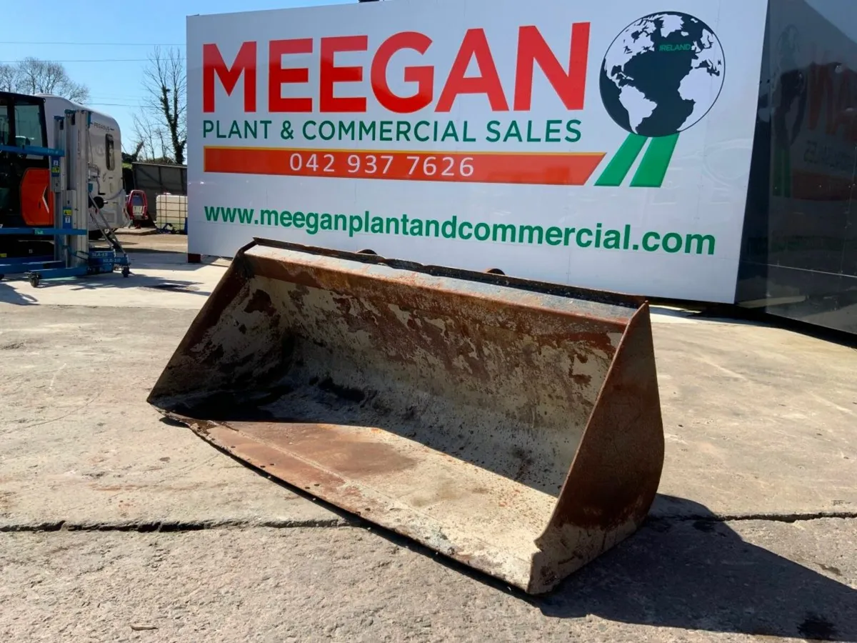 90" STRICKLAND MANITOU LOADER BUCKET....627p. - Image 2