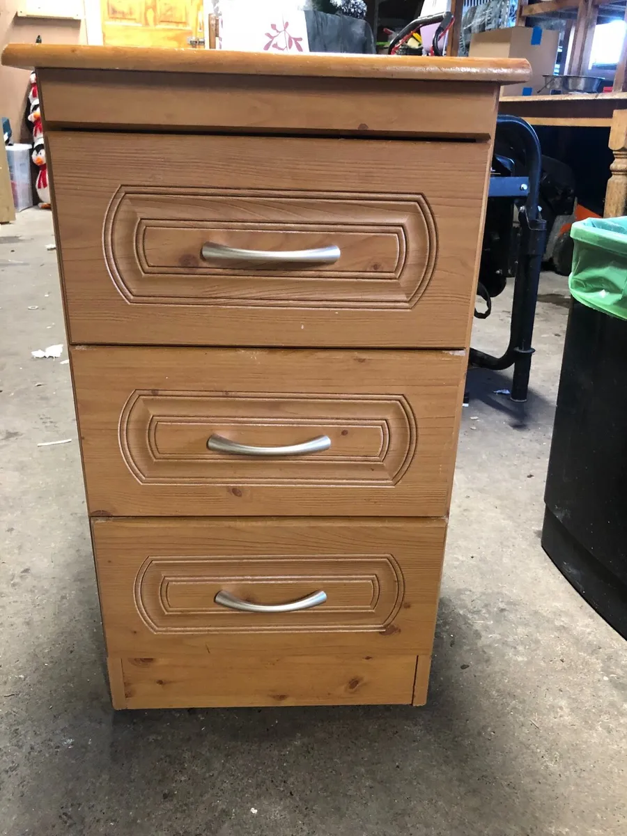 Bed side locker - Image 2