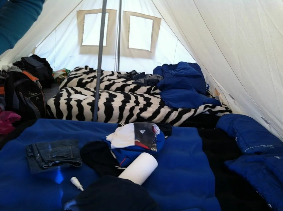 Heavy Duty 8 person high end canvas tent - Image 2