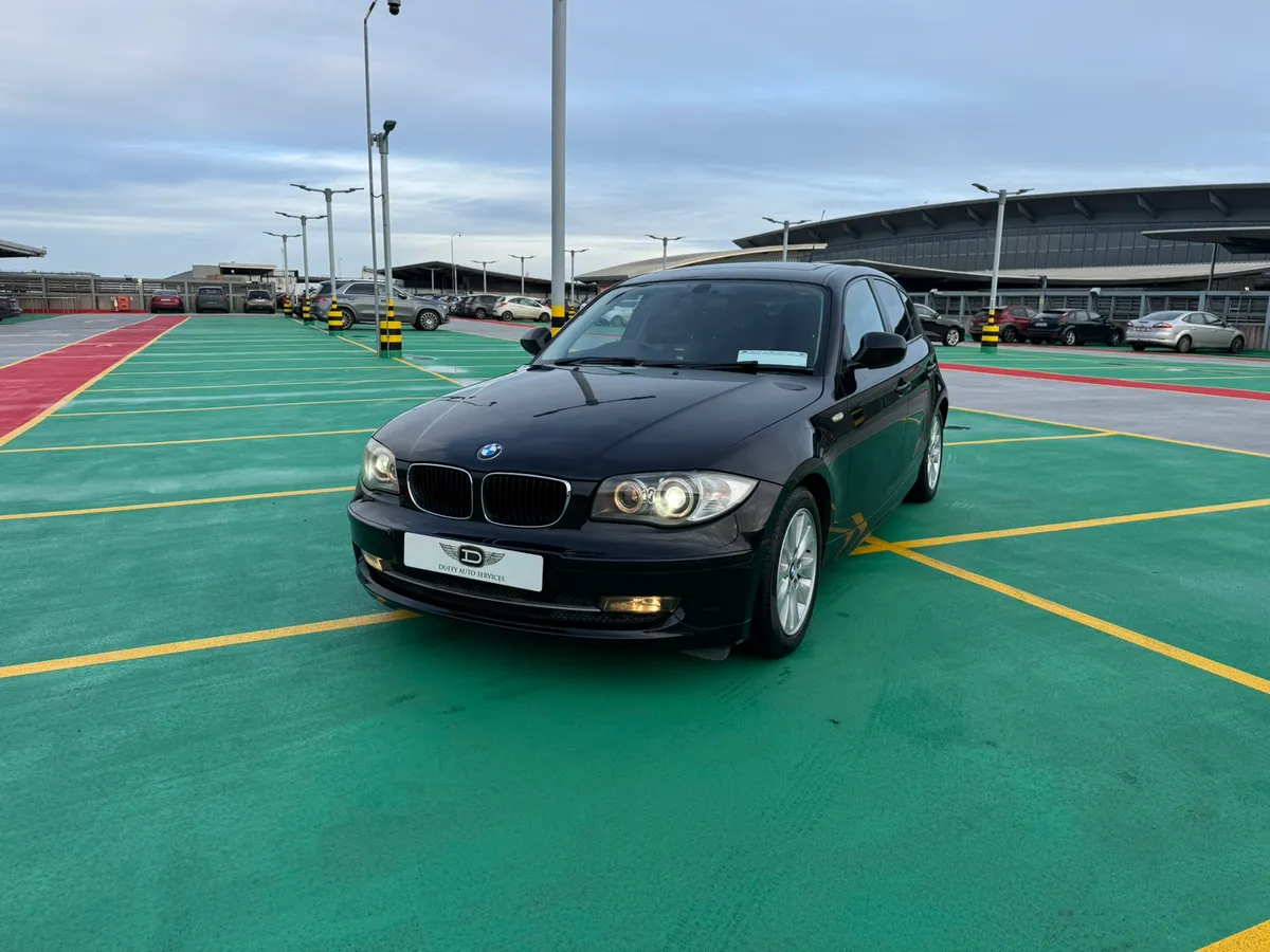 BMW 116i AUTO LOW MILEAGE - Image 4