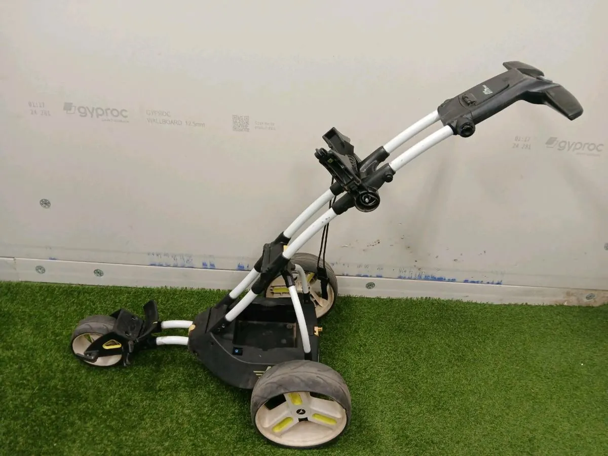 Motocaddy M1 non working at Golf Concepts - Image 1