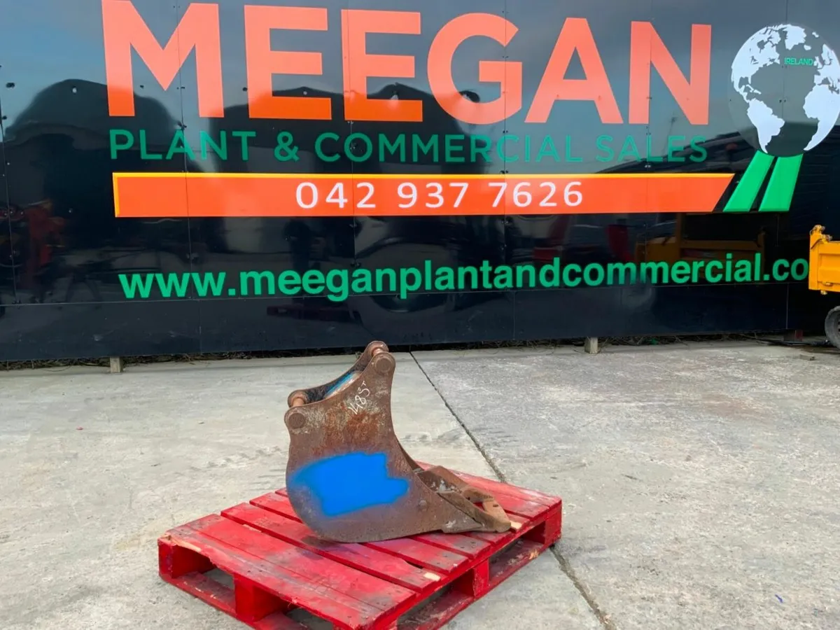 12" DIGGING BUCKET.....40mm PINS.....1485t. - Image 1