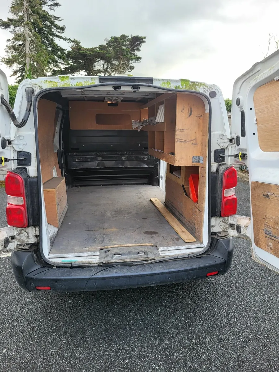Citroen Dispatch 2021 - Image 2