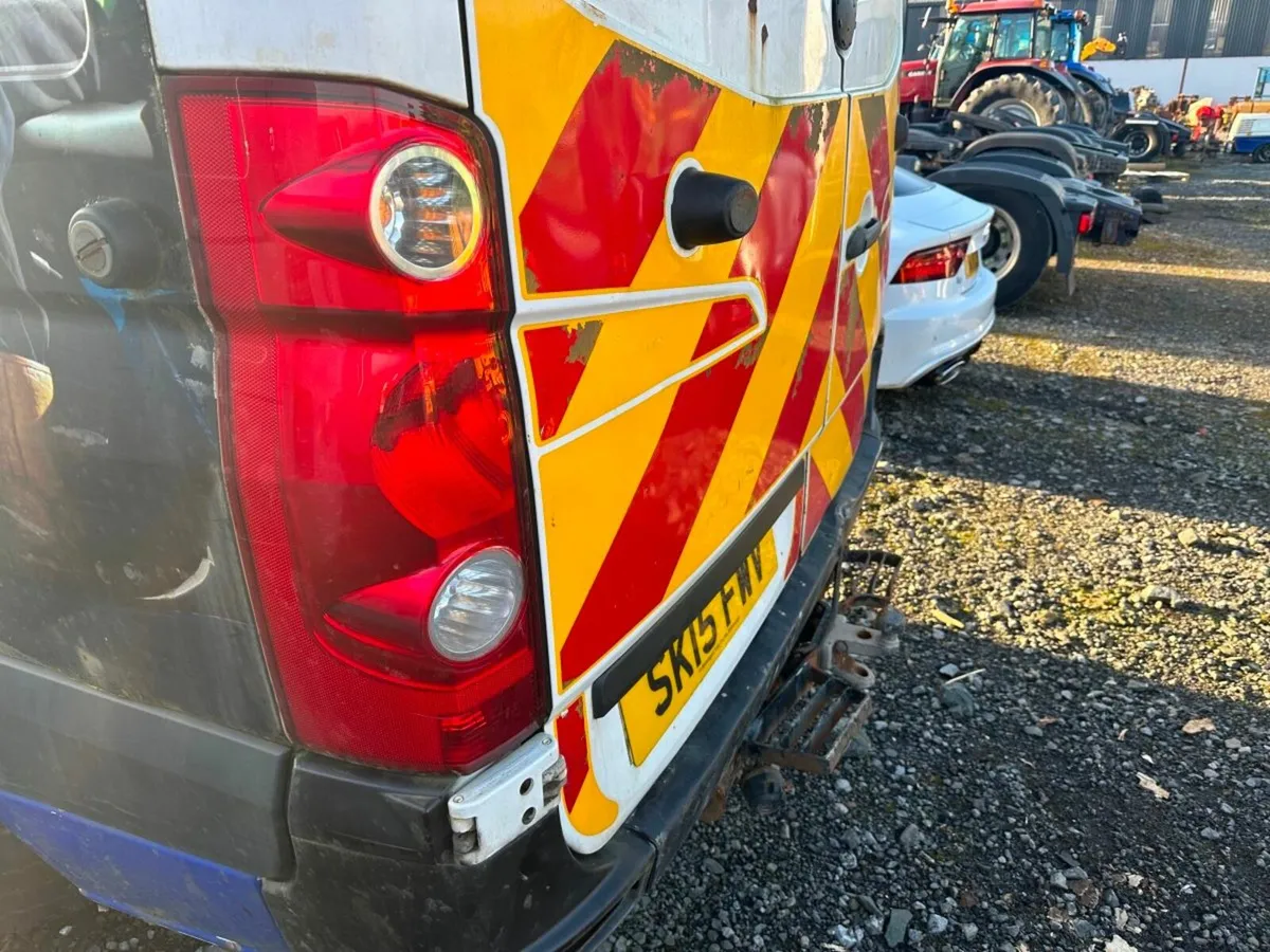 2015 VW CRAFTER / SPRINTER 2 X REAR DOORS - Image 2
