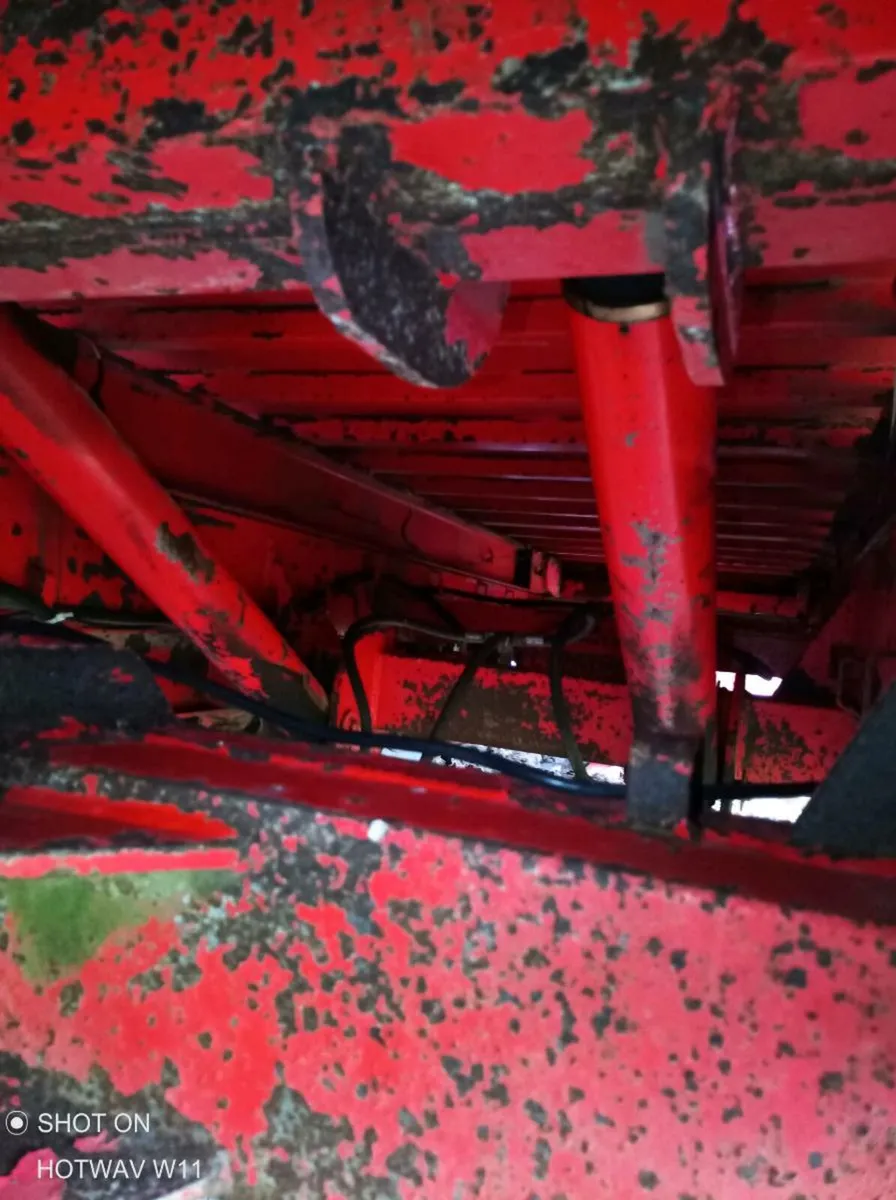 Redrock 18ft silage trailer - Image 2