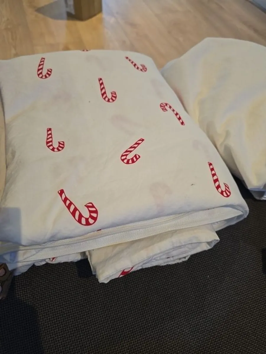 Toddler bed sheets bundle - Image 4