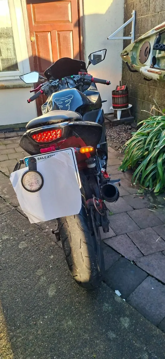 Kawasaki Ninja 250r - Image 4
