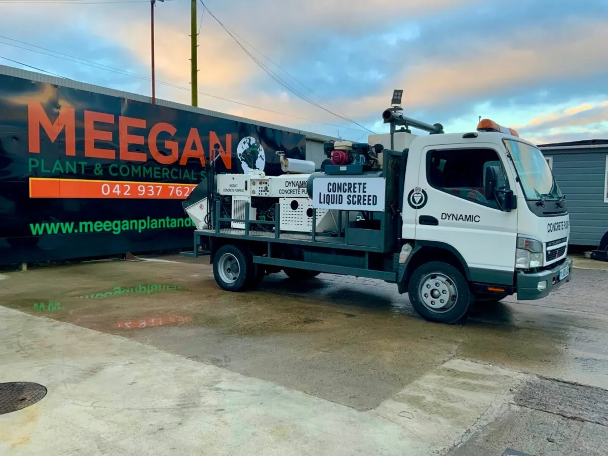 2010 MITSUBISHI CANTER CONCRETE PUMP.. - Image 4