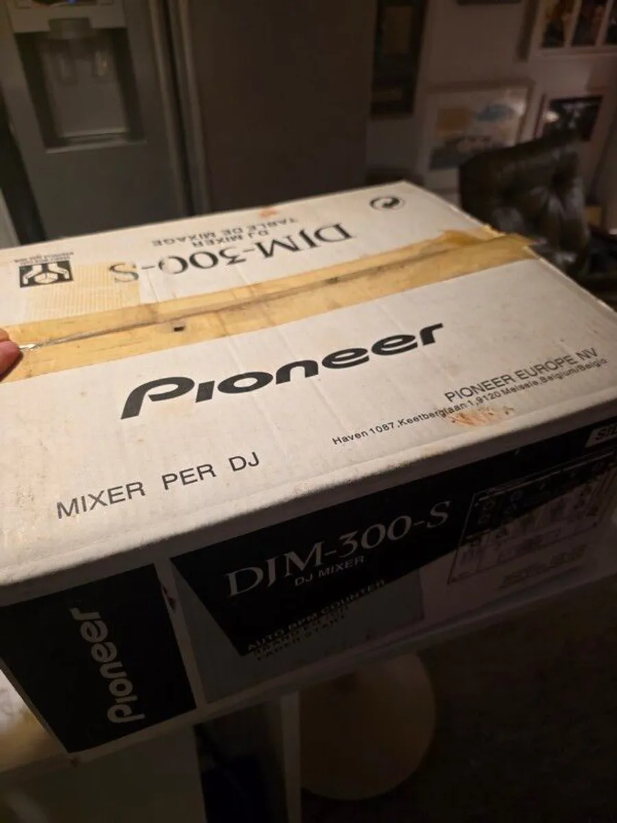 Pioneer djm-300 Mixer - Image 4