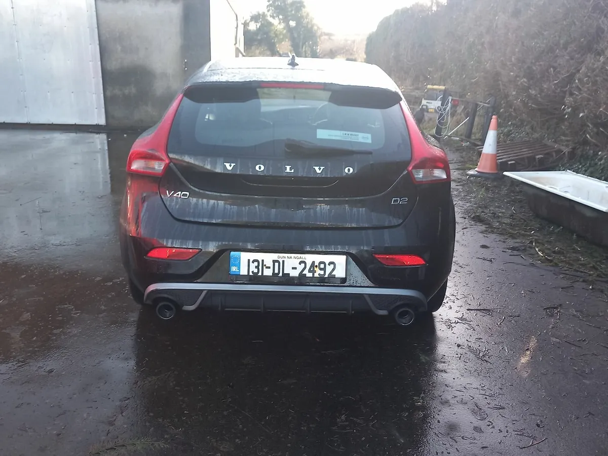 Volvo V40 2013 - Image 4