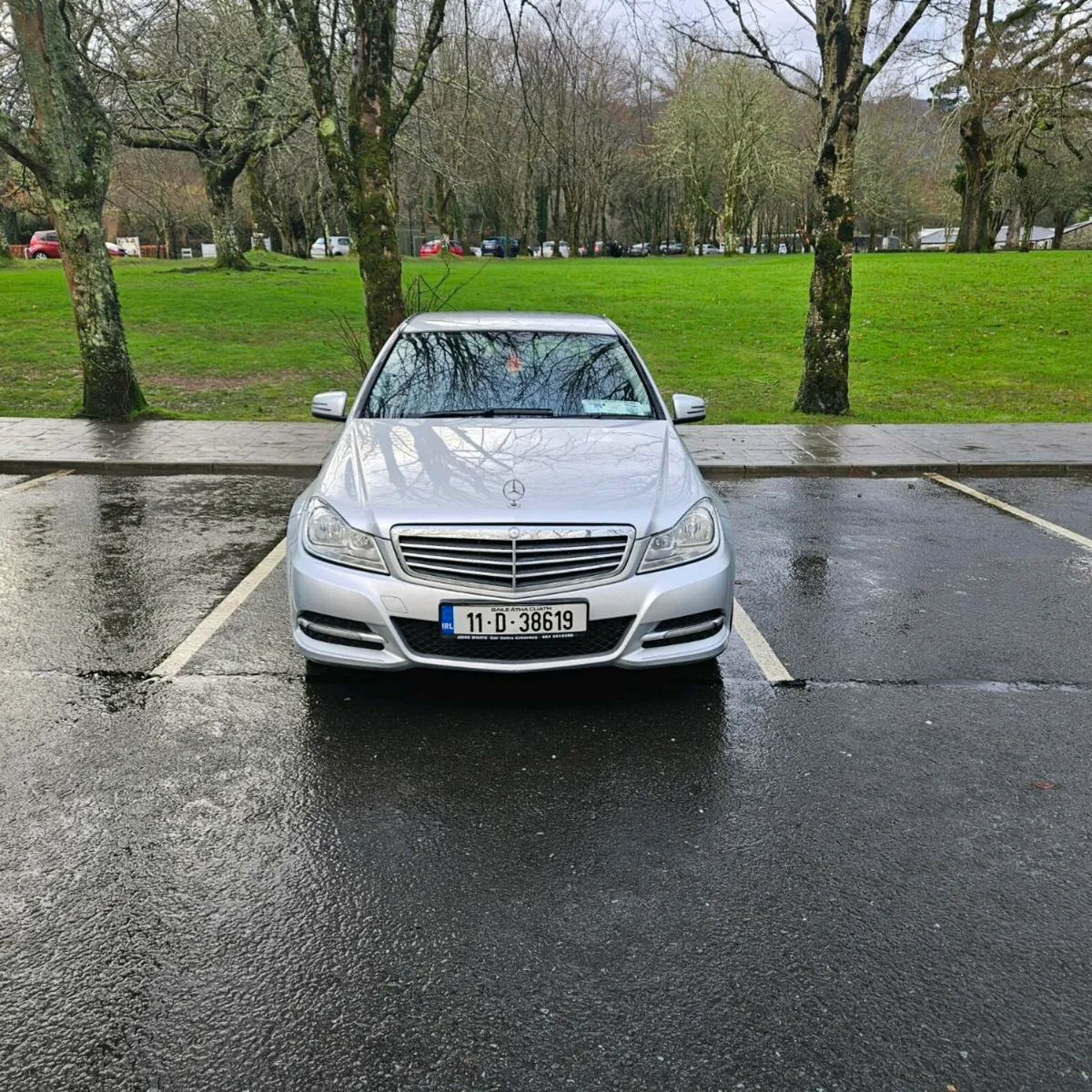 Mercedes C-Class 2.1 diesel Low mileage 172,000 km - Image 3