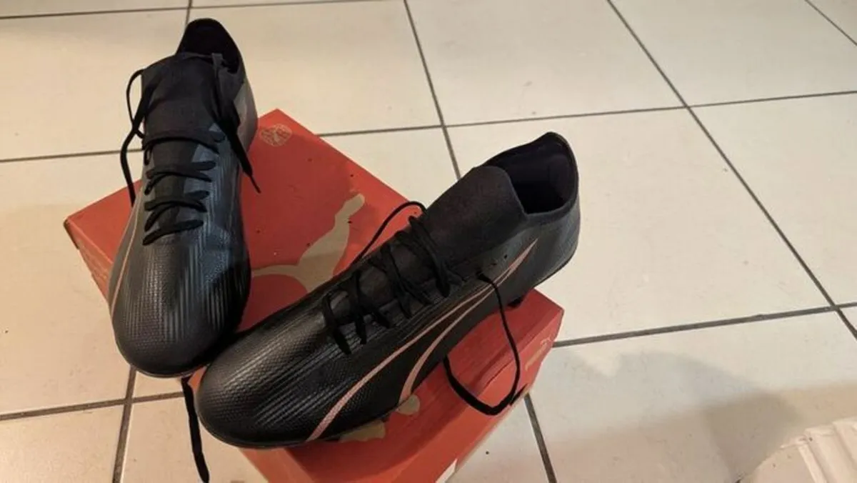Men's Puma Ultra FG (firm ground) football boots - Image 2