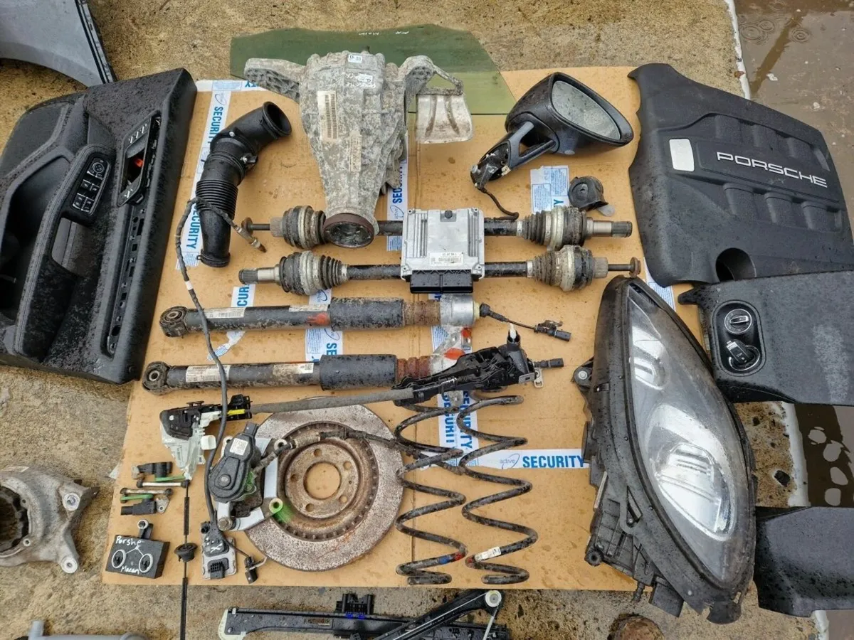 ** 2018 PORSCHE MACAN 3.0 D BREAKING / PARTS ** - Image 4