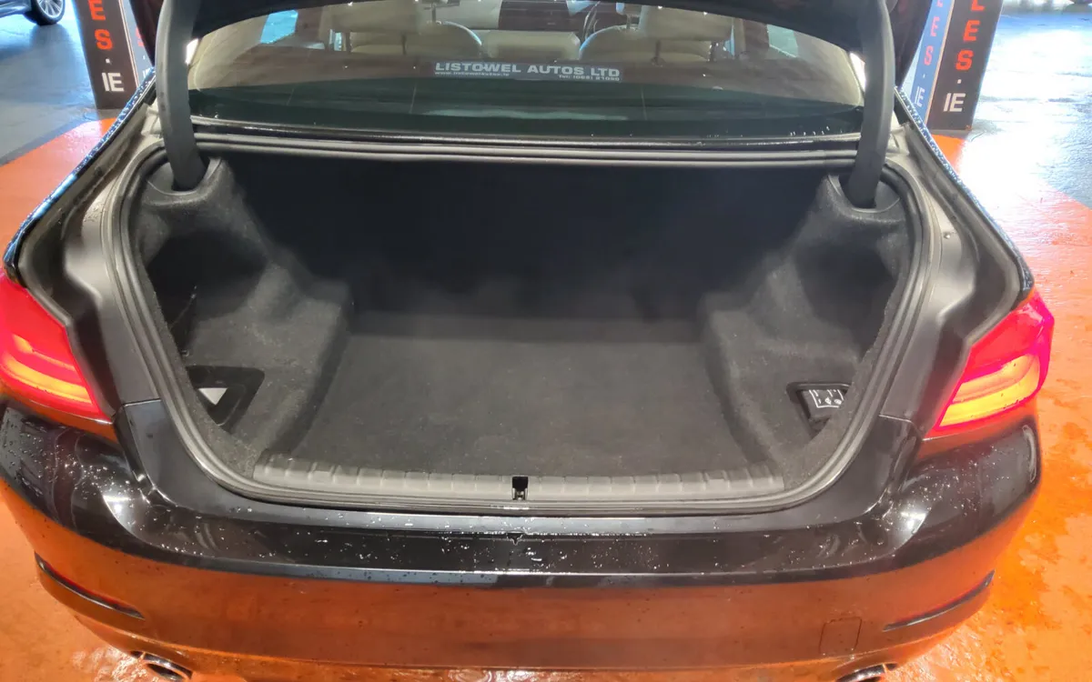 BMW 5-Series 2018 - Image 4