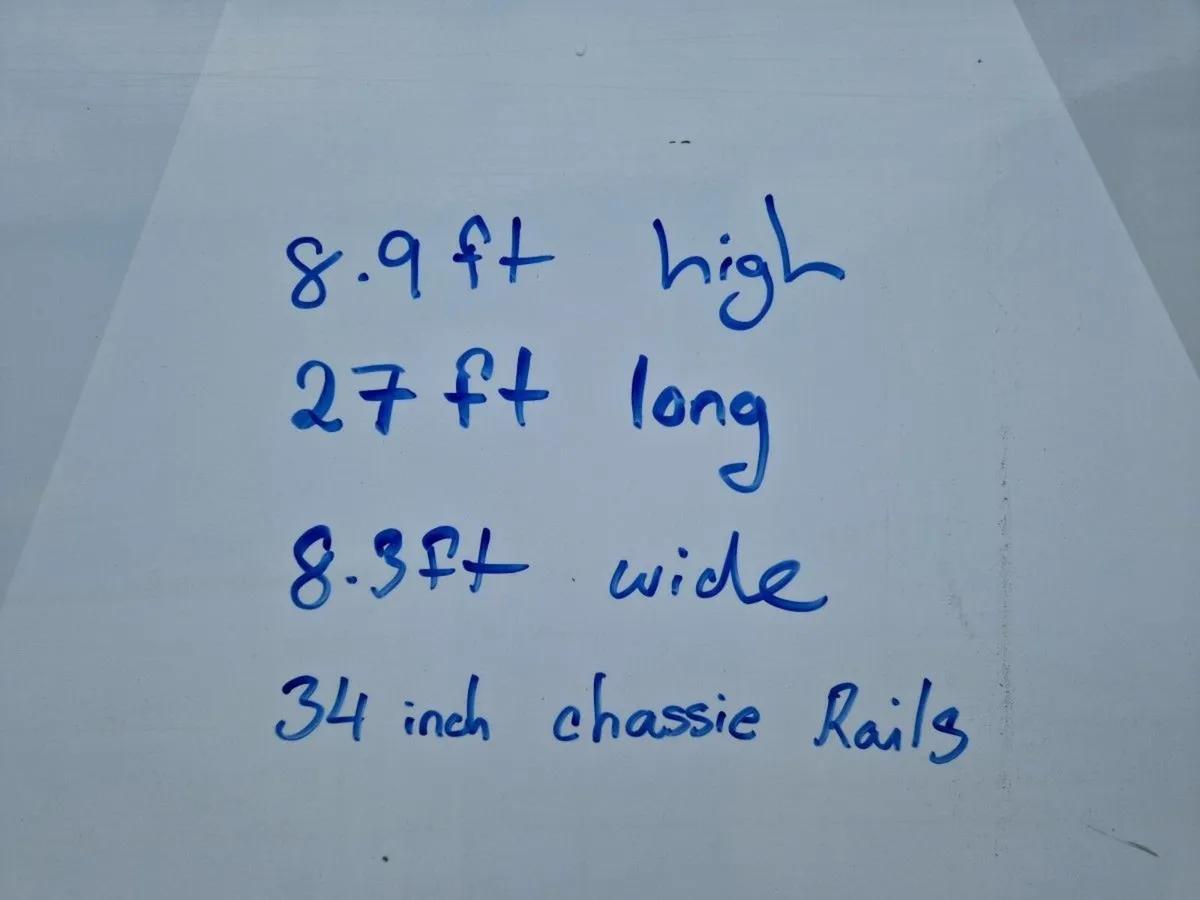 ** 2016.....27 ft ....GRP BOX  BODY for sale ** - Image 4