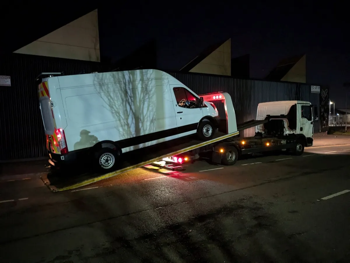 All vehicles bought for cash - Image 2