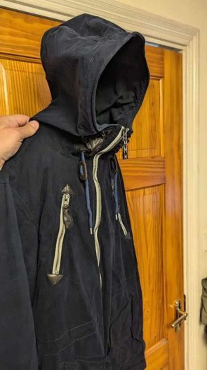 Men's Fly53 fishtail parka - Image 2