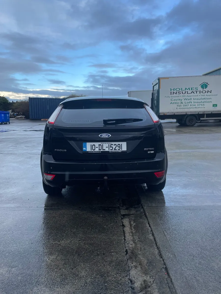2010 ford focus NCT  10,26  tax 02.26 - Image 2
