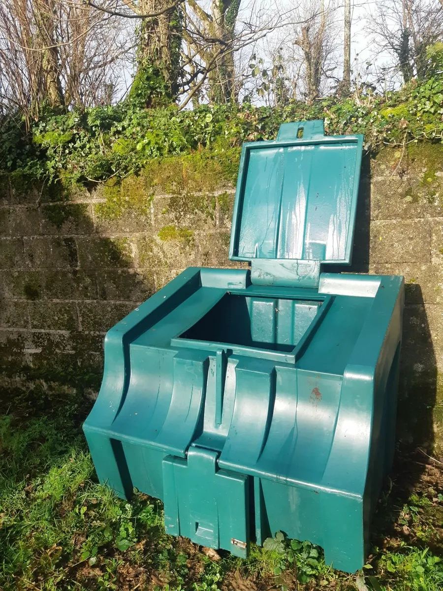 Carbery 10 bag coal/ log bunker - Image 2