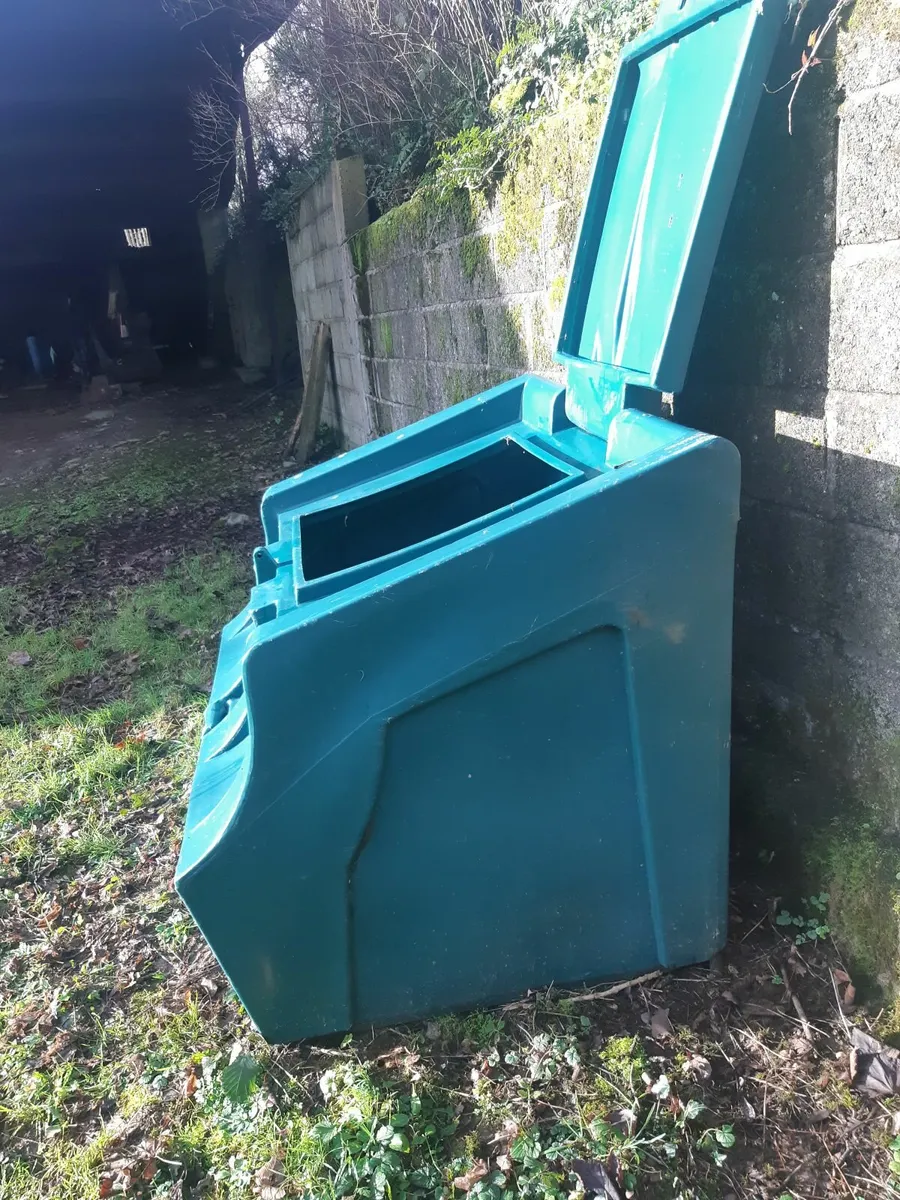 Carbery 10 bag coal/ log bunker - Image 3
