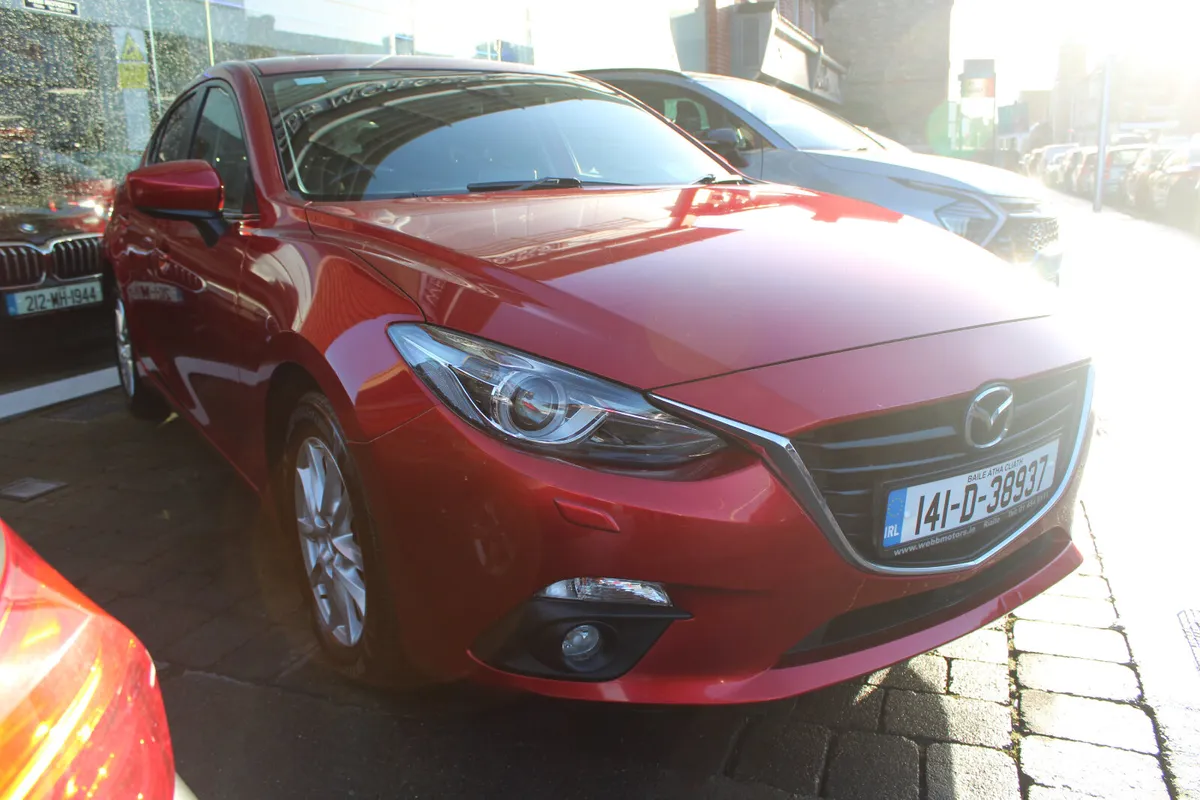 Mazda Mazda3 2.0 PETROL AUTO L-NAV 2014 - Image 2