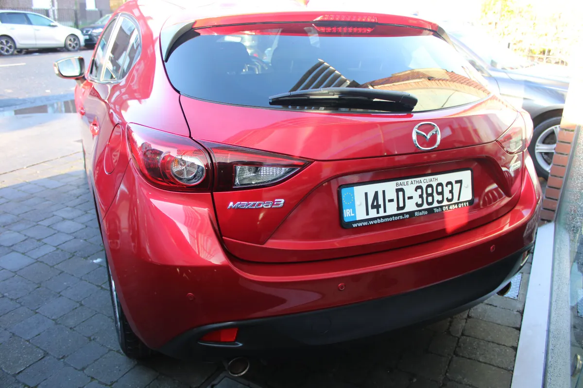 Mazda Mazda3 2.0 PETROL AUTO L-NAV 2014 - Image 3