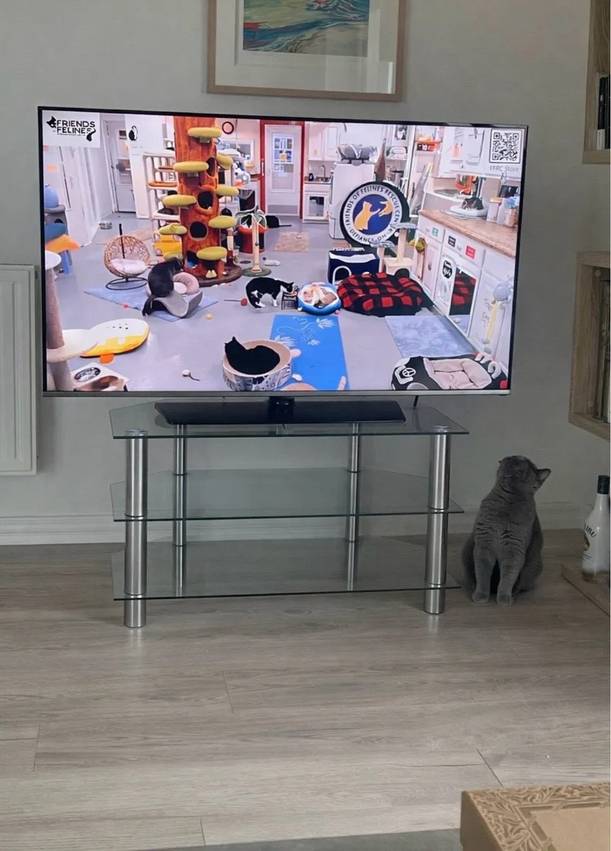 Chrome and Glass TV stand unit - Image 1