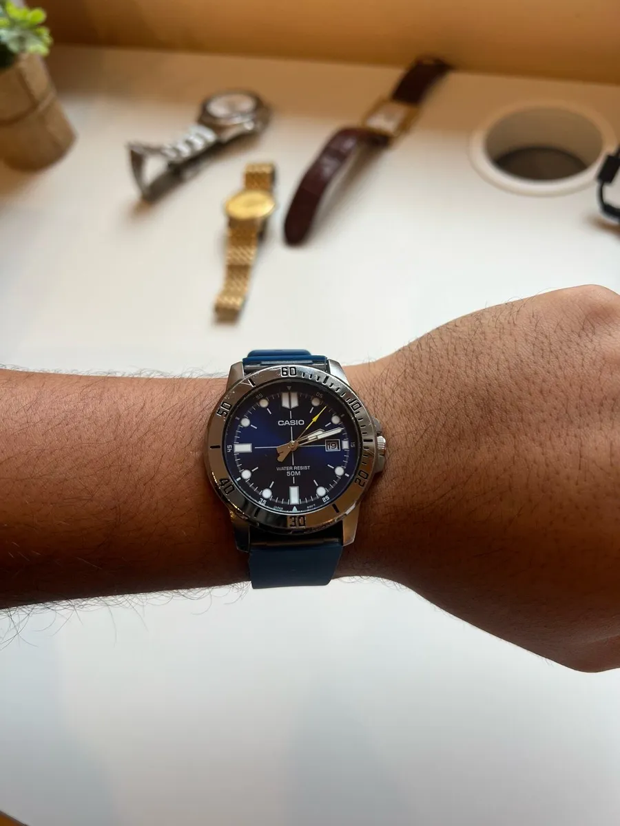 CASIO DIVE STYLE (WITH ORIGINAL BRACELET) - Image 2