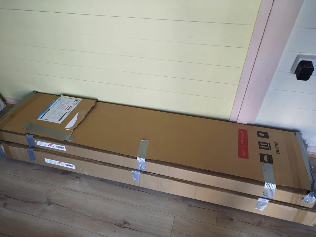 Quadrant Shower Doors 800 - Image 2