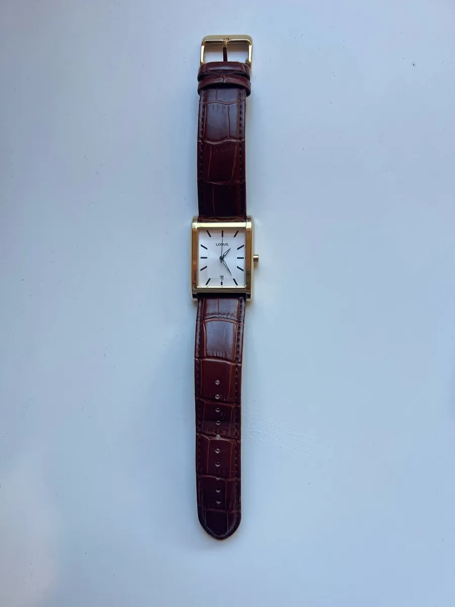 LORUS RECTANGULAR “TANK STYLE” WATCH - Image 1