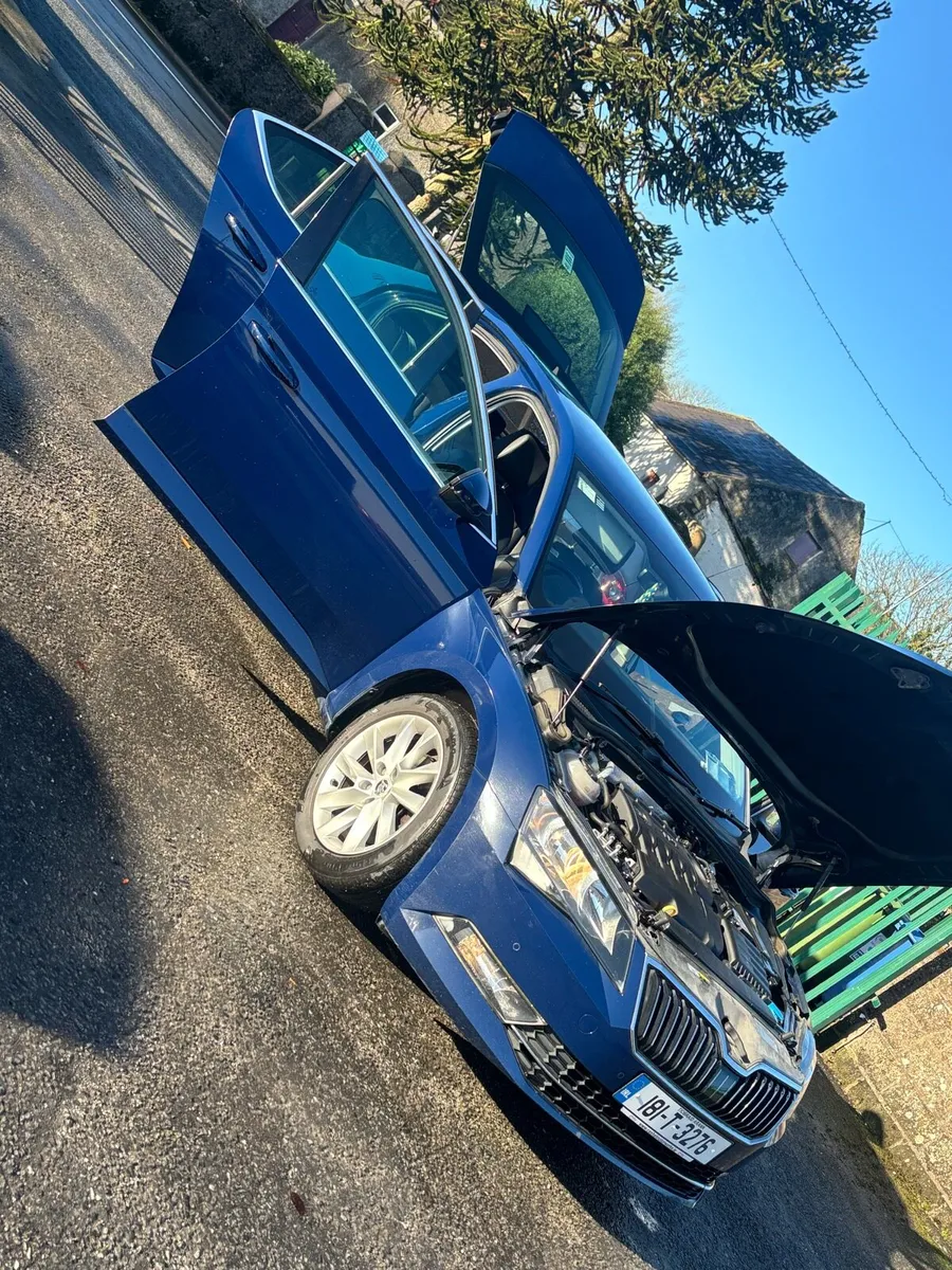 2018 superb nct 1-28 - Image 1