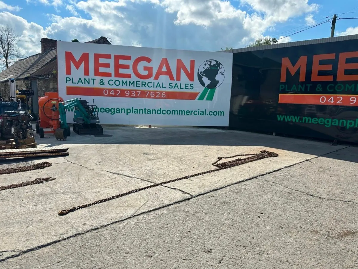 5.6 Metre ...6.7 ton ...lifting chains 4 LEG ..... - Image 1