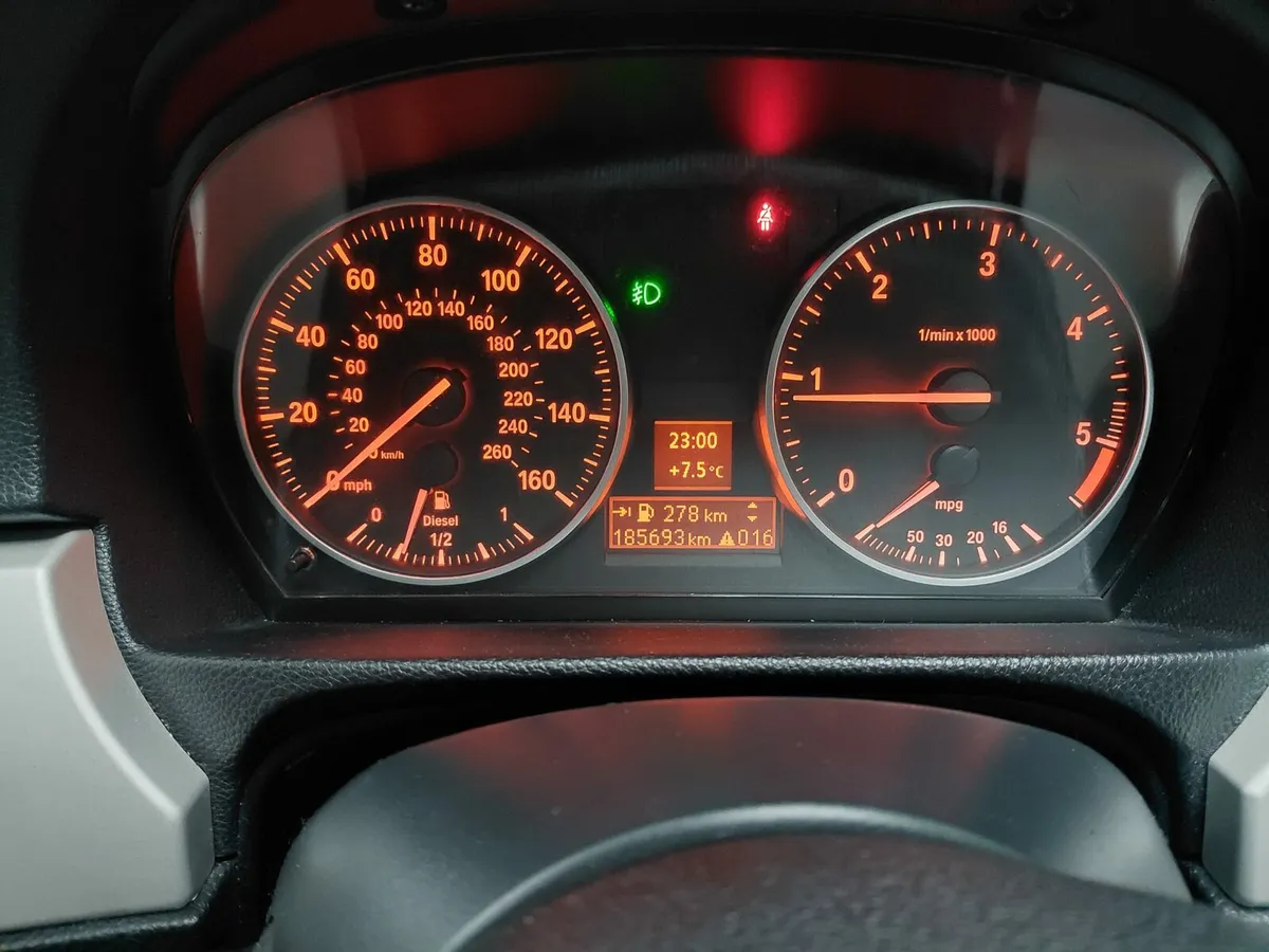 €2999.Nct today,tax,316d,only118mls,drives as new - Image 2