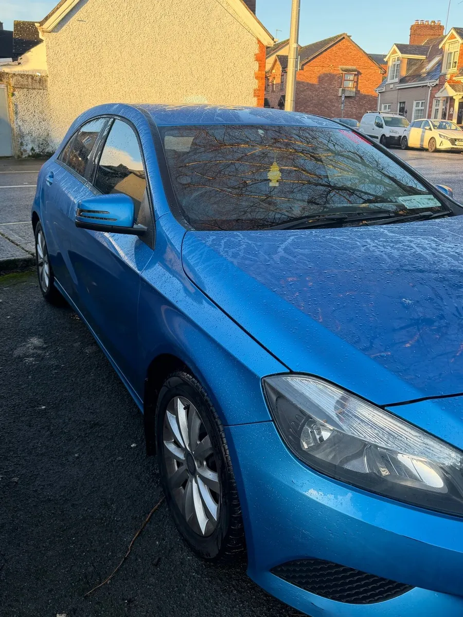 Mercedes Benz A-class a180 2014 - Image 3