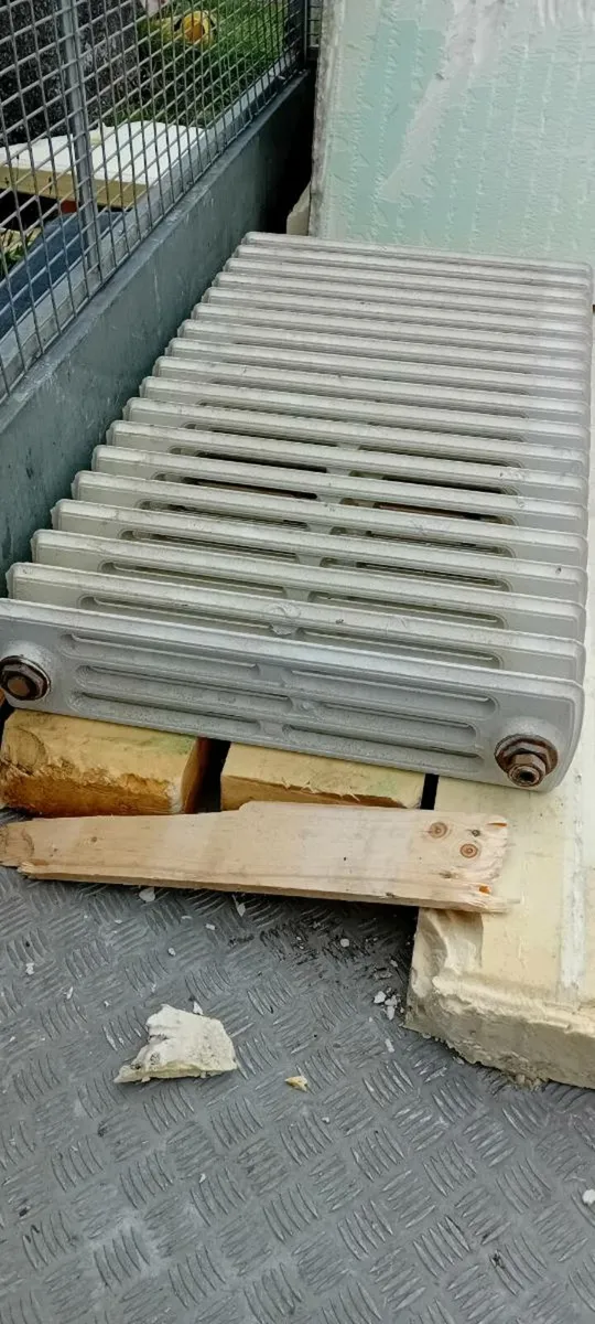 Cast iron radiations - Image 4