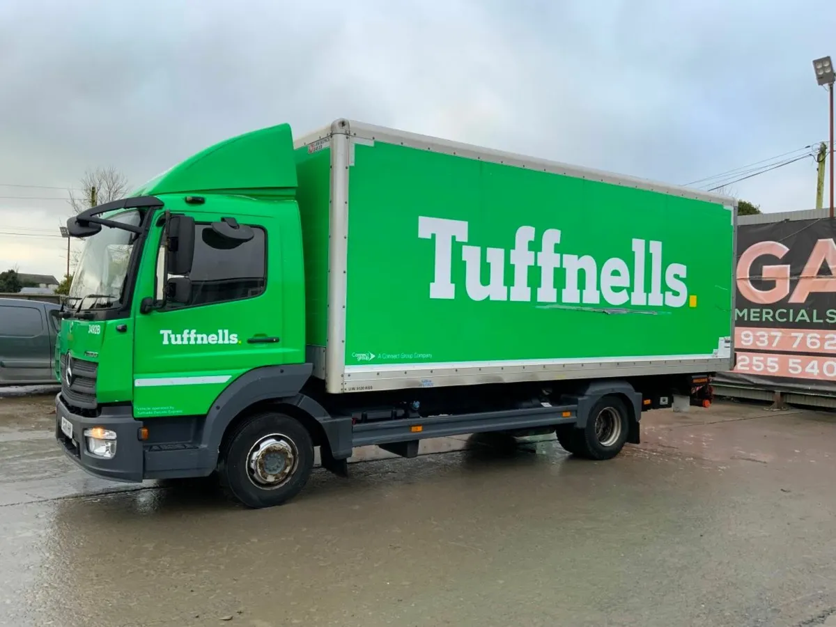 Mercedes-Benz Atego 2018 GRP BOX BODY / TAIL LIFT. - Image 1