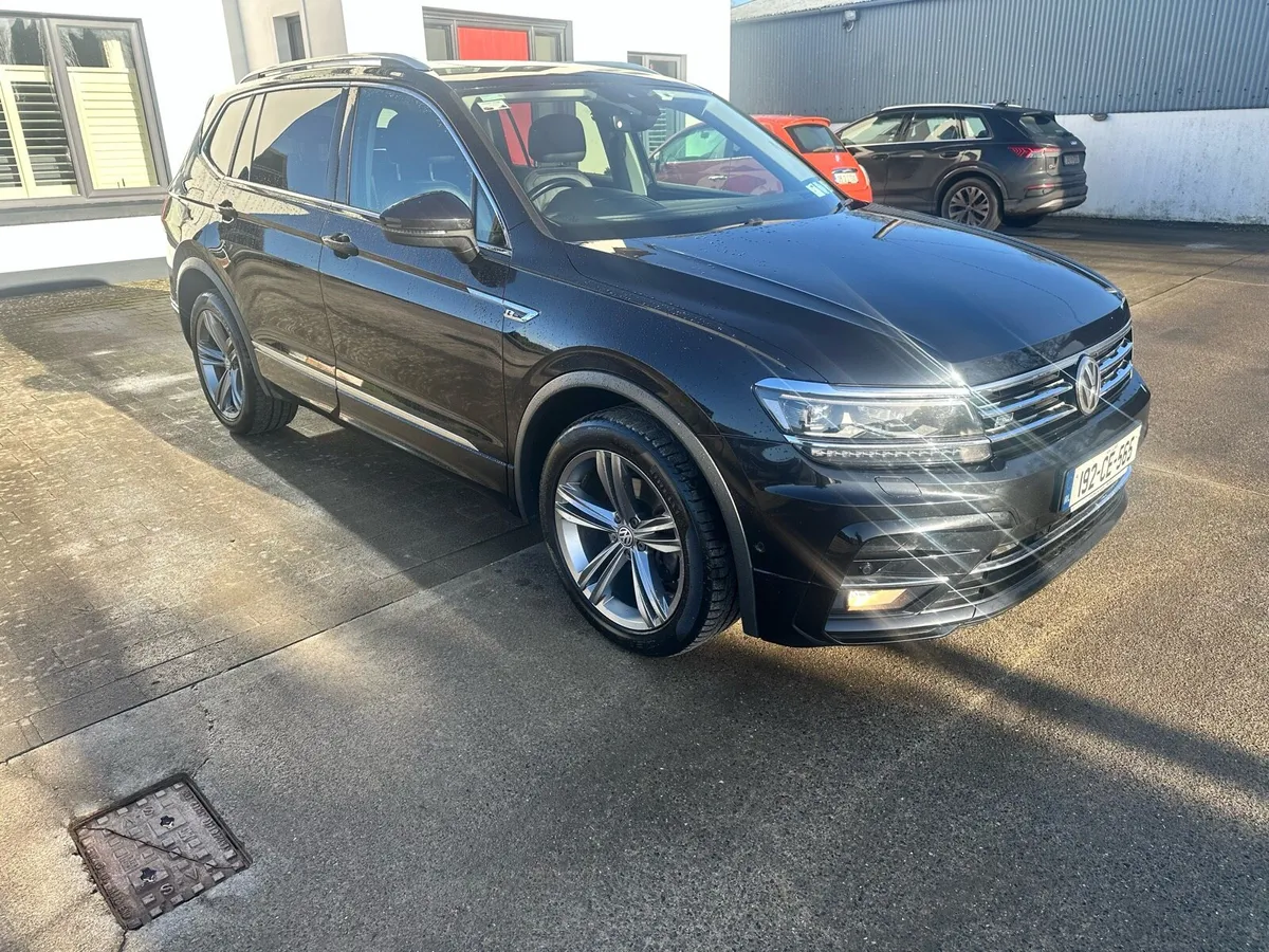 VW Tiguan Allspace R Line - Image 3