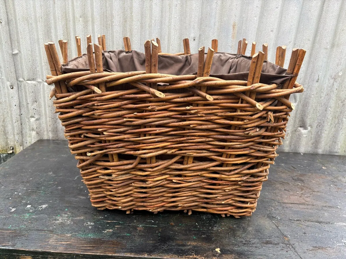 Antique hand woven lined turf or log creel. - Image 3