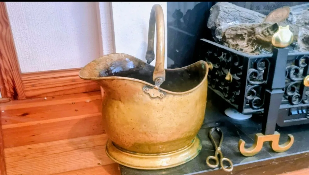 Antique Brass Coal Scuttle - Image 1