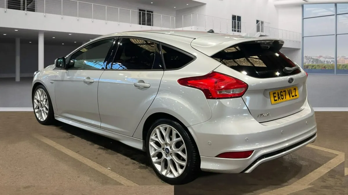 Ford Focus ST-Line 2017 - Image 3