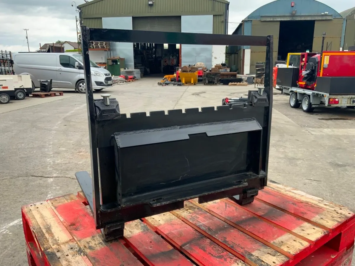 MINI LOADER FORK CARRIAGE ATTACHMENT....347w. - Image 4