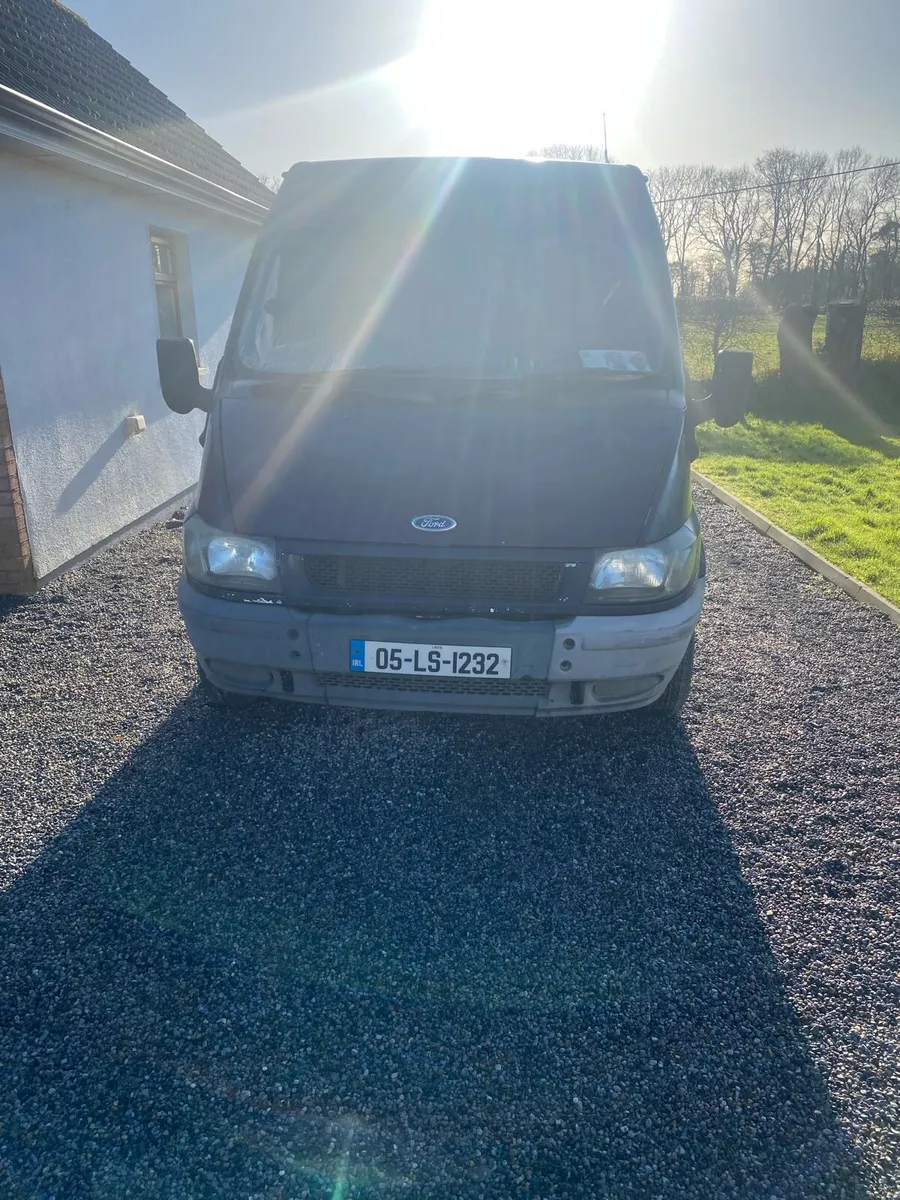 Ford Transit - Image 2